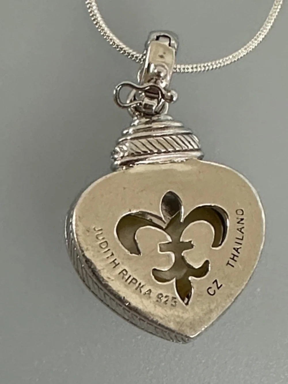 JUDITH RIPKA 925 sterling Silver Heart  Necklace with Mother-of-Pearl White